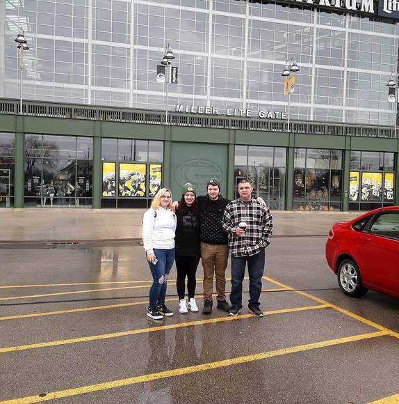 Meet your Posher, Debbie - Picture 1 of 1